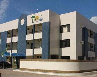 Tropical Praia Hotel - Aracaju - Building