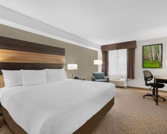 Days Inn & Suites by Wyndham Lindsay - Lindsay