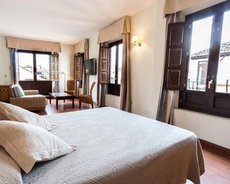 Hotel Plaza Nueva - גרנדה