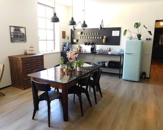 Piumaviola Beds & Apartments - Parma - Dining room