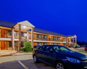 Best Western Executive Inn - Marshall - Bygning