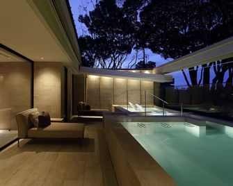 ذا هيراماتسو هوتلز آند ريزورتس كاشيكوجيما - شيما - حوض السباحة