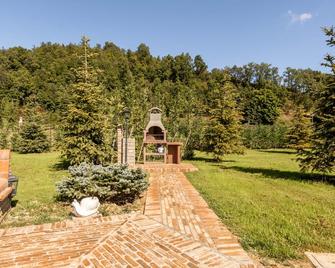 Joivy Superb Villa With Tennis Court, Ga - Bobbio
