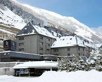 Hotel AC Baqueira Ski Resort, Autograph Collection - Naut Aran - Edifici