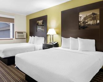 Super 8 by Wyndham La Crosse - La Crosse - Habitación