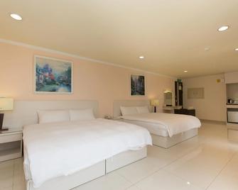 F Hotel - Sanyi - Sanyi Township - Ložnice