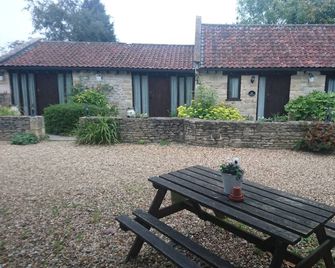 The Old Dairy or The Cart House Double or Twin - Bradford-on-Avon - Terasa