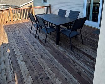 21st Street Retreat - Carroll - Balcón