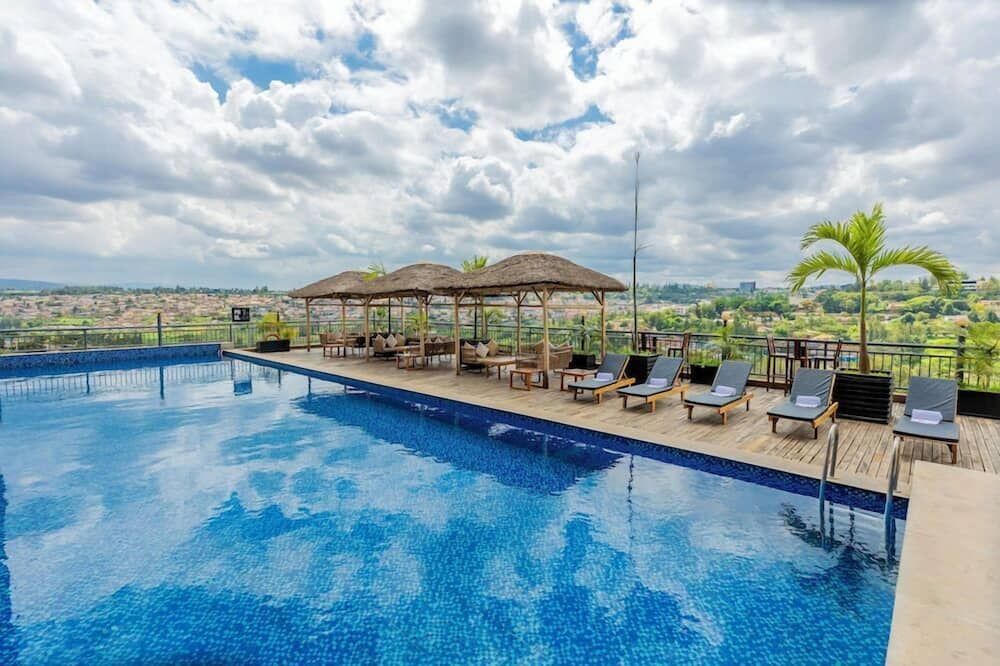 M Hotel Kigali - קיגאלי - בריכה