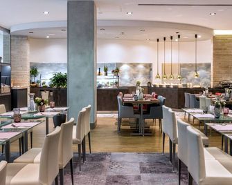 فندق وأجنحة آندل براغ - براغ - مطعم