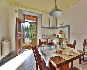 Agriturismo Fattoria Pagnana Wine & Pool - Rignano sull'Arno - Jídelna