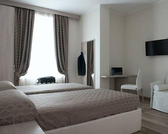 Expo Hotel Milan - Parabiago - Bedroom