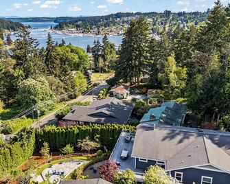 Luxury Gig Harbor Retreat - Walk to Waterfront - Views with Large Deck - Gig Harbor - Extérieur