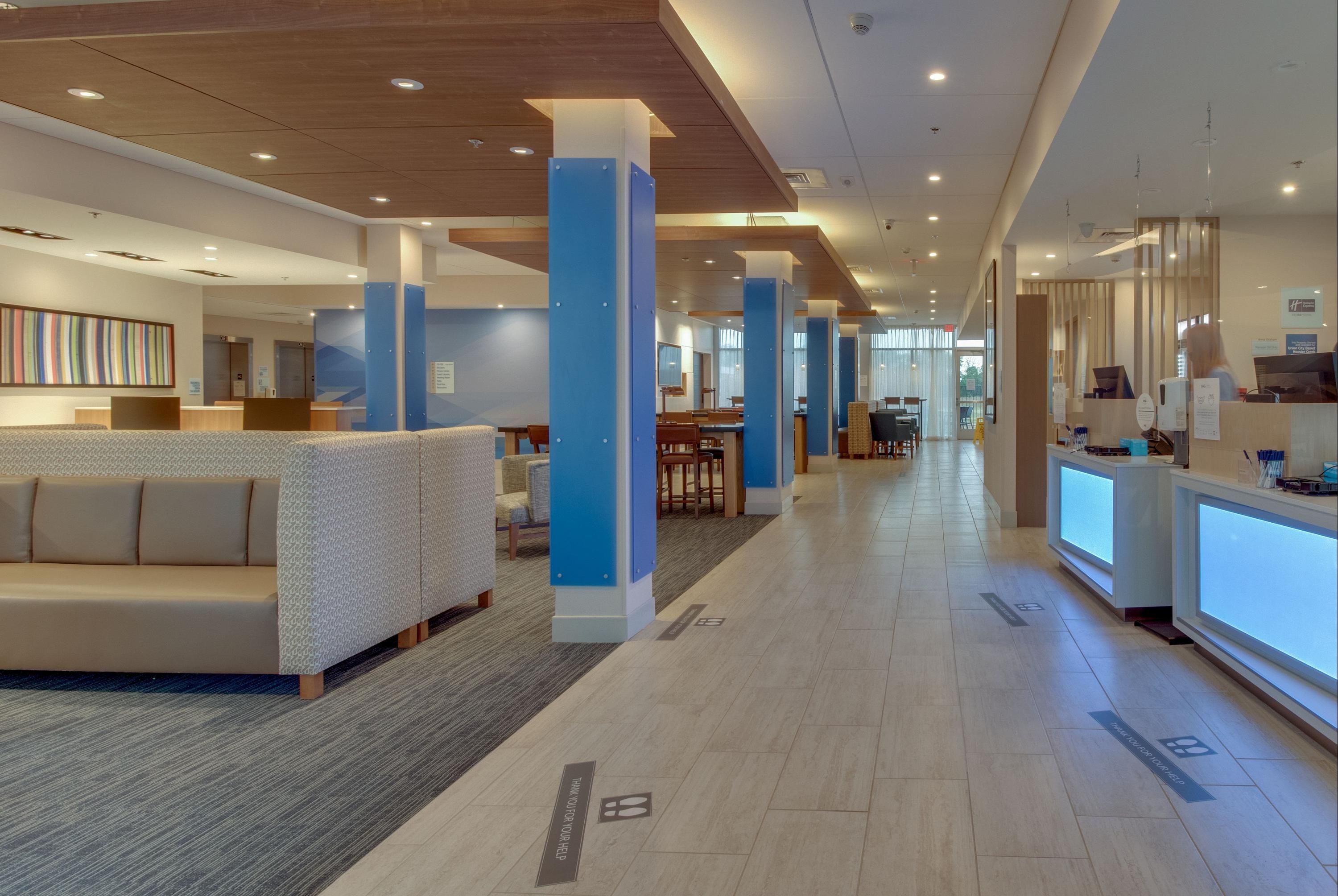 Holiday Inn Express & Suites Union City By IHG - Union City - Lobby