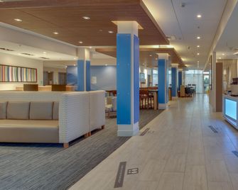 Holiday Inn Express & Suites Union City By IHG - Union City - Lobby