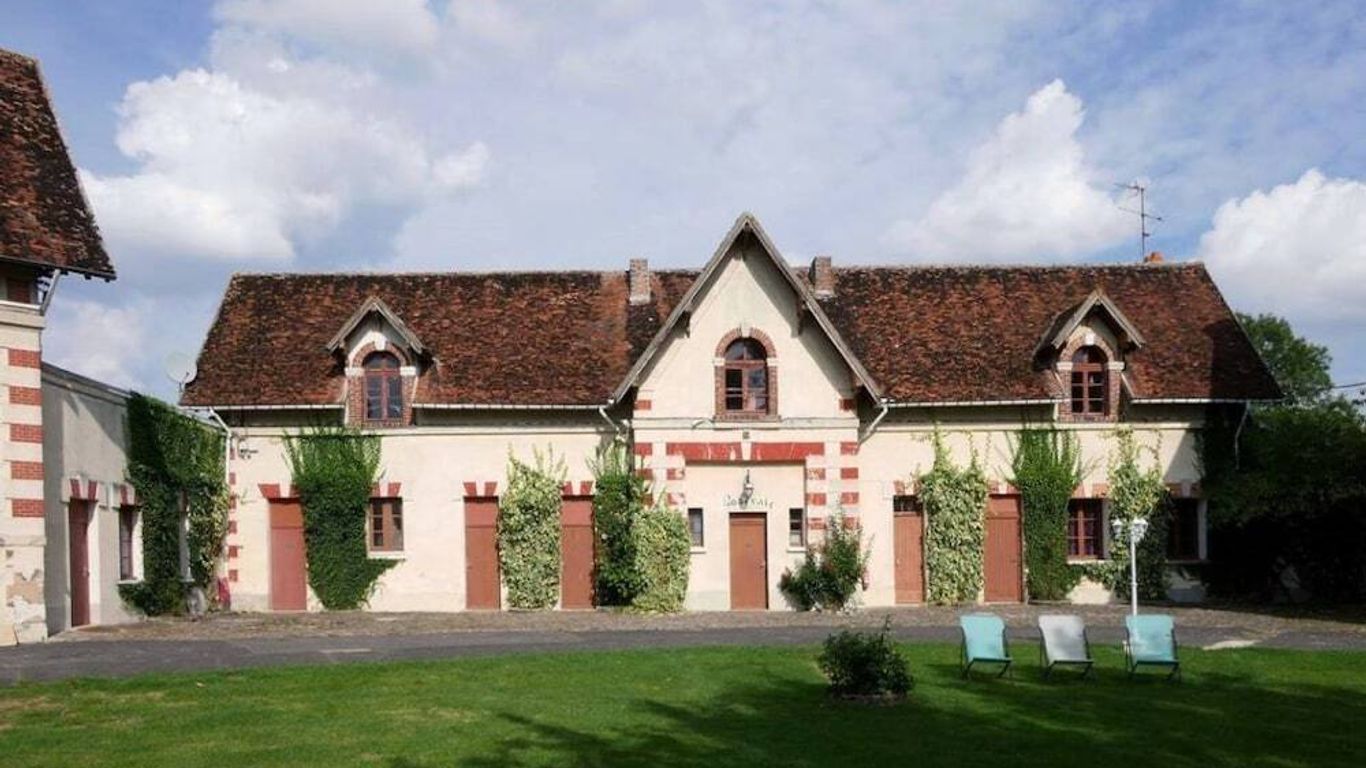 Chateau De La Plumasserie