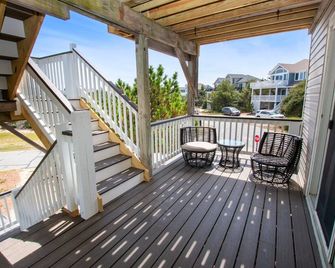 Oceanside, Pool, Close to Beach, Sun Decks, OS1E, Seas The Day - Corolla - Balcony