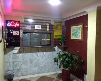 Hotel Lado Leste - Sao Paulo - Front desk