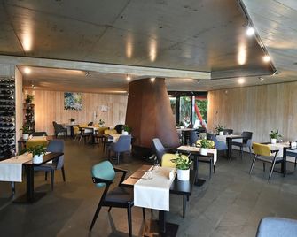 Pensiunea Atra Doftana - Teşila - Restaurante