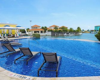Corallium Hotel & Villas Bonaire - קרלנדיק - בריכה