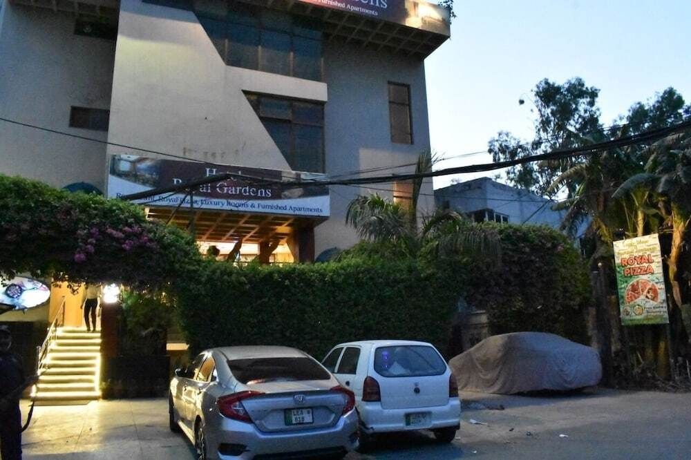 Hotel Royal Gardens Lahore