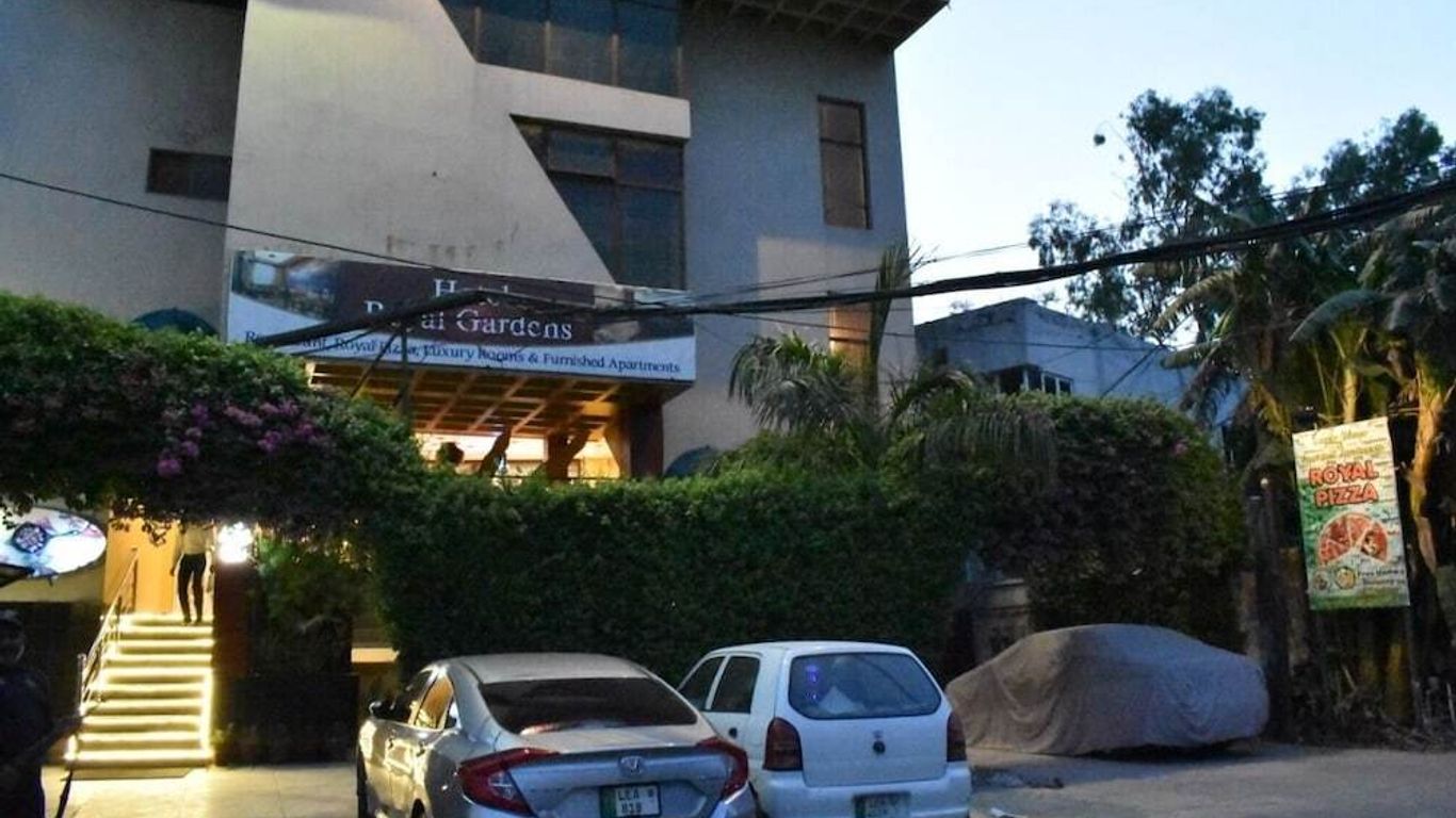 Hotel Royal Gardens Lahore