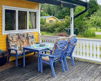 4 Person Holiday Home in Kolmarden - Kolmarden - Uteplats
