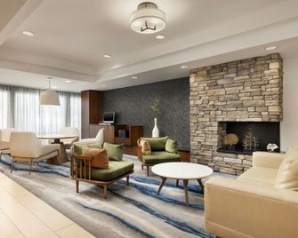 Fairfield Inn by Marriott Concord - Concord - Lobby