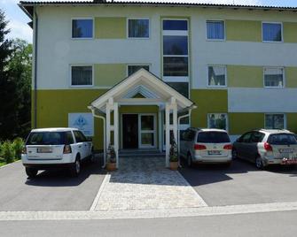 Hotel Greif - Sankt Kanzian - Budova