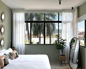Amazinn Places Teatro Nacional - Panama City - Bedroom