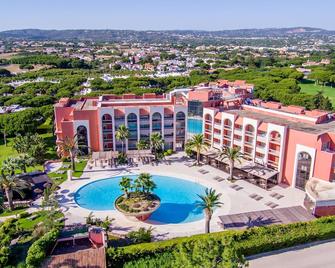 Falésia Hotel - 只招待成人 - 阿爾布費拉 - 阿爾布費拉 - 游泳池