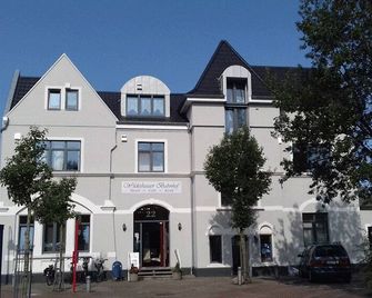 Historisches Hotel Wildeshauser Bahnhof - Wildeshausen - Building