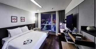 Hotel Riverside - Ulsan - Bedroom