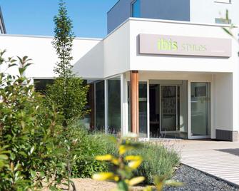 ibis Styles La Louvière - La Louvière - Gebäude