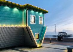 Dorset Green By My Getaways - Brighton - Building