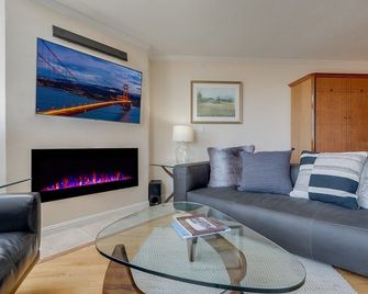 Monthly Rental Oceanfront Wow! The View! Top Of The Line - Balcony/Elevators - San Francisco - Wohnzimmer