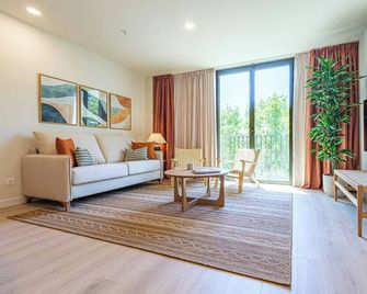 Aduana Suites - Салоу - Вітальня