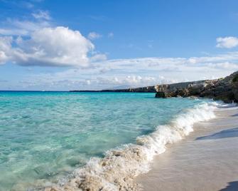 La Casa Dell'Arancio - Favignana - Strand