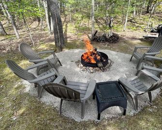 Rocky Top Cabin Higgins Lake - Roscommon