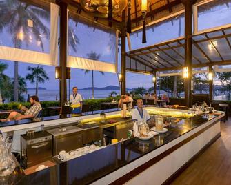 The Vijitt Resort Phuket (SHA Plus+) - Rawai - Bar