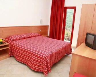 Luigiane Bed & Breakfast - Acquappesa