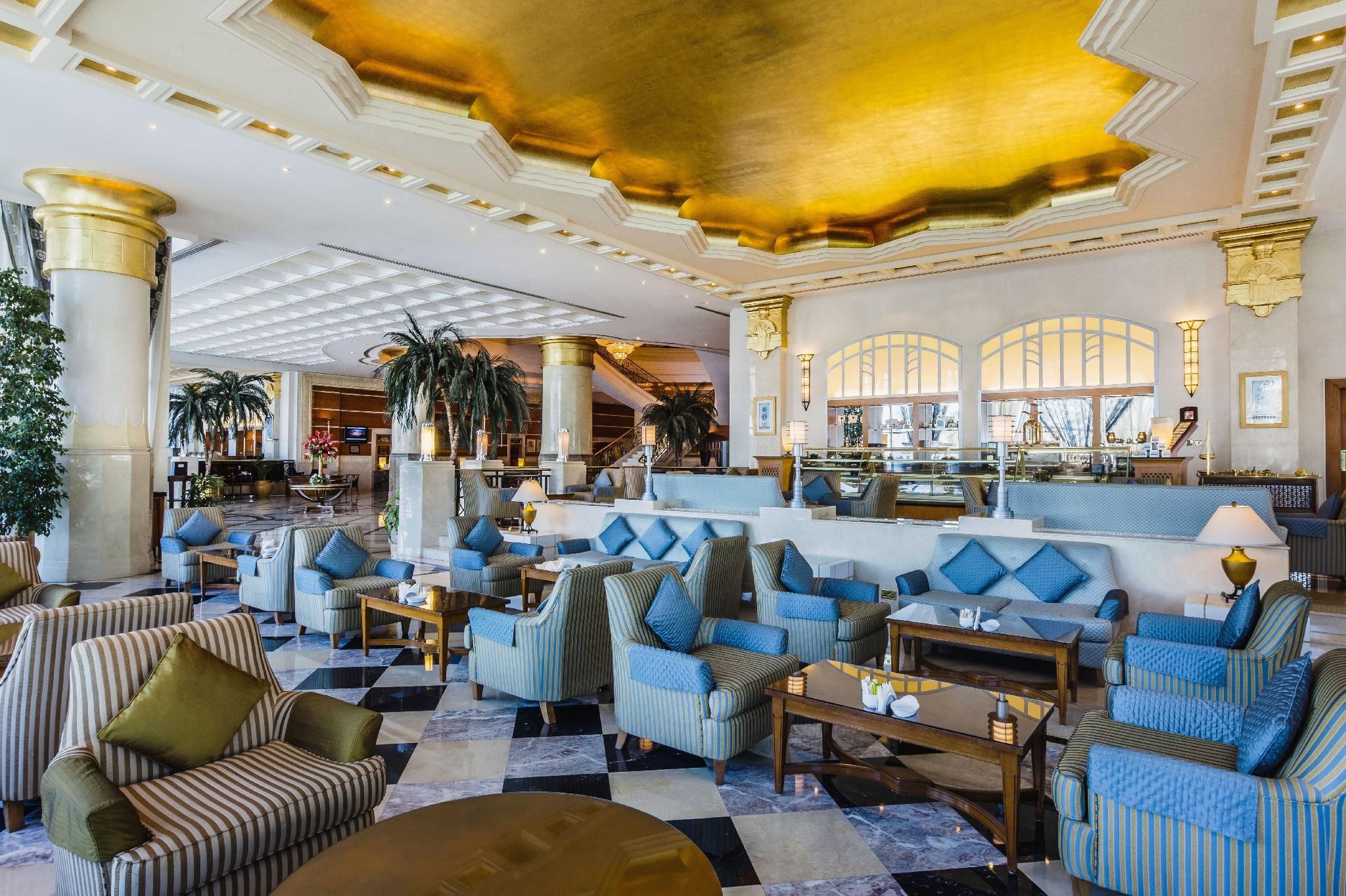 فندق هيلتون الشارقة