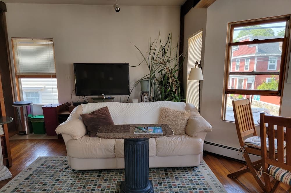 Living room view of Stonington Borough - Private Townhome - Right in the Heart of \'The Boro\'