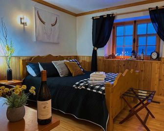 Restaurant / Auberge Au Poste de Traite - Château-Richer