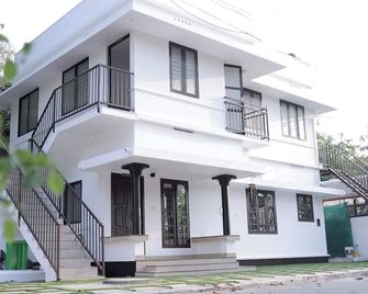 Wind Castle - Kochi - Building