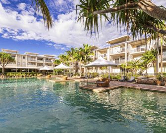 Peppers Salt Resort & Spa Kingscliff - Kingscliff - Pool