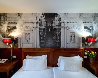 Antico Hotel Vicenza - Vicenza - Yatak Odası
