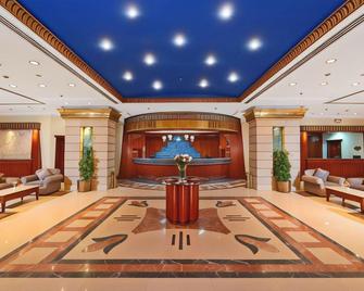 Azal Pyramids Hotel - גיזה - לובי