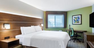 Holiday Inn Express Colorado Springs-Airport - Colorado Springs - Bedroom
