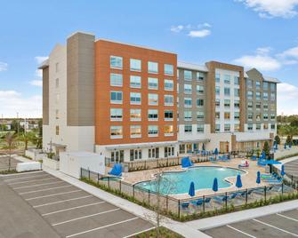 Holiday Inn Express & Suites Orlando- Lake Buena Vista, An IHG Hotel - Lake Buena Vista - Edificio